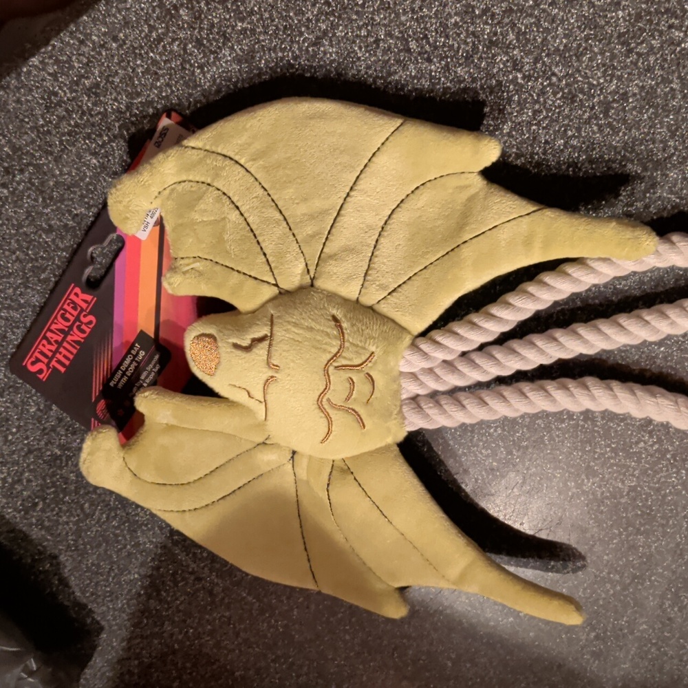 Stranger Things plush Demobat Rope Tug, New!! - Picture 2 of 5